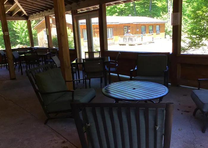 Madawaska Lodge